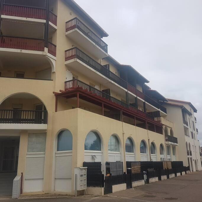 Appartement Magnifique T2 Meuble Au Pied Du Port à Capbreton Extérieur photo